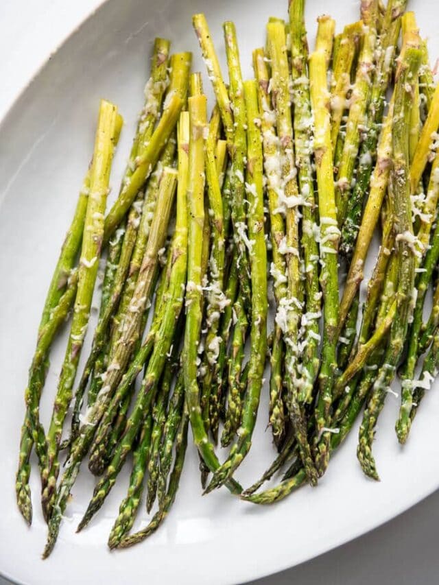 Roasted Garlic Parmesan Asparagus