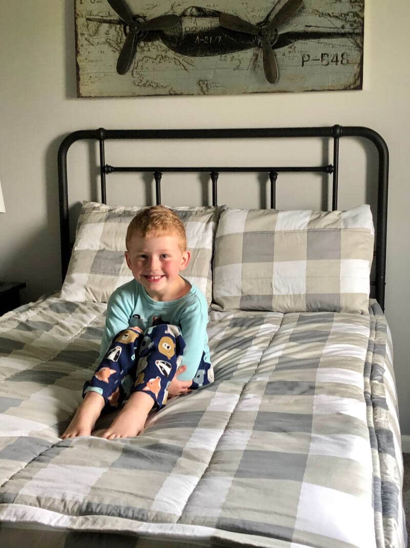 Daily Habits:  Make Your Bed (Kids too!)